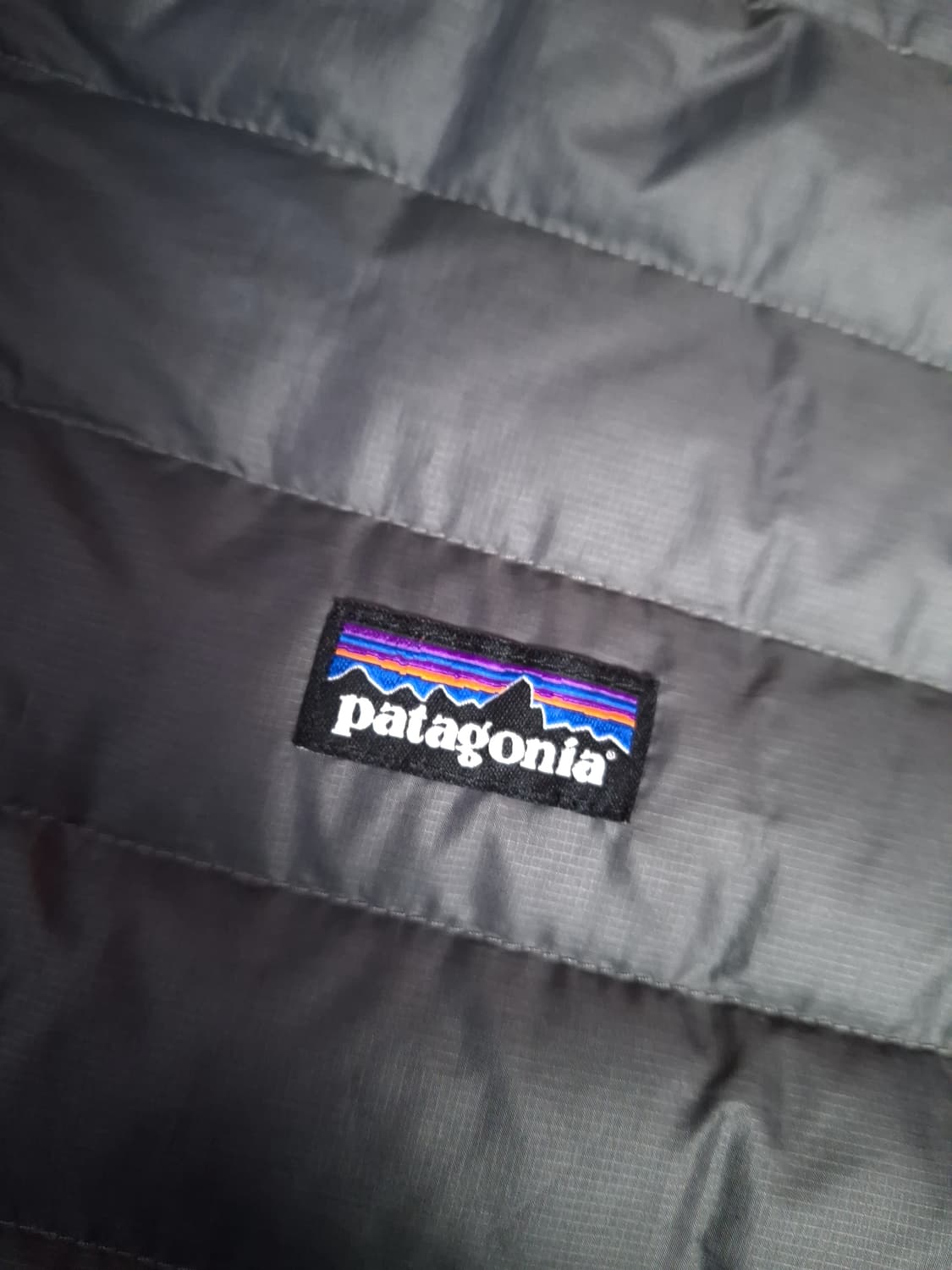 오리지날 파타고니아 경량 다운 스웨터 자켓 상품이미지2