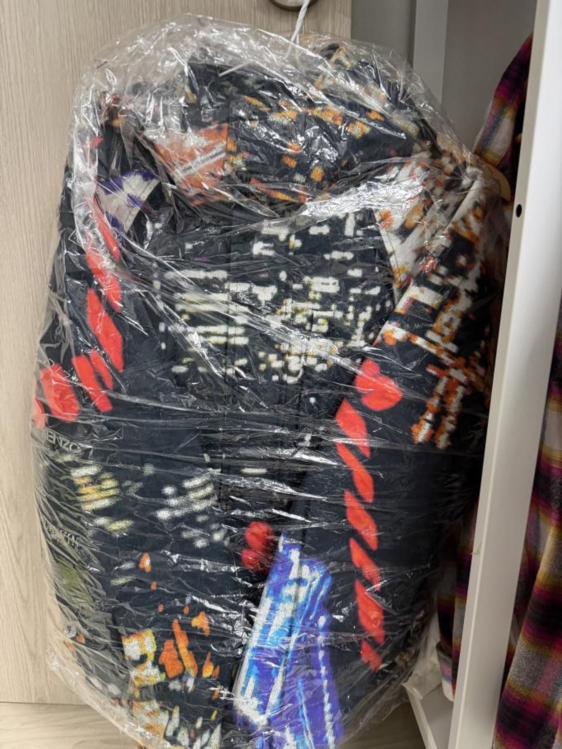 슈프림 20FW CIty Lights Puffy Jacket 상품이미지1