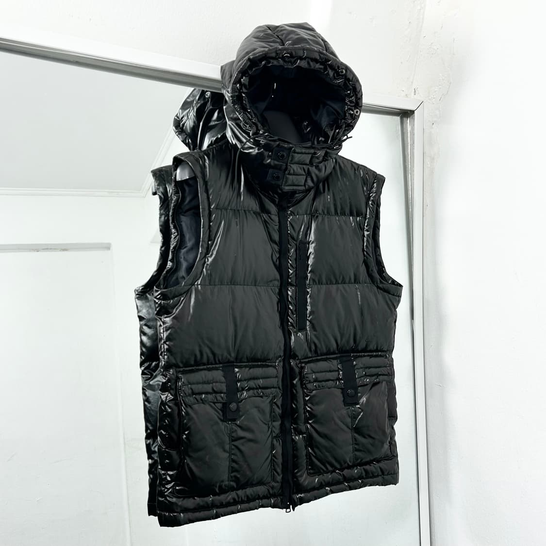 아르마니 익스체인지 글로스 구스다운 패딩 조끼 상품이미지1