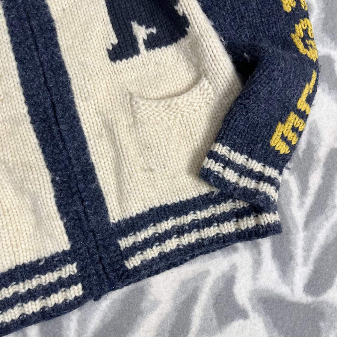 [Eastboy] 이스트보이 퍼피 울 코위찬 가디건 상품이미지4