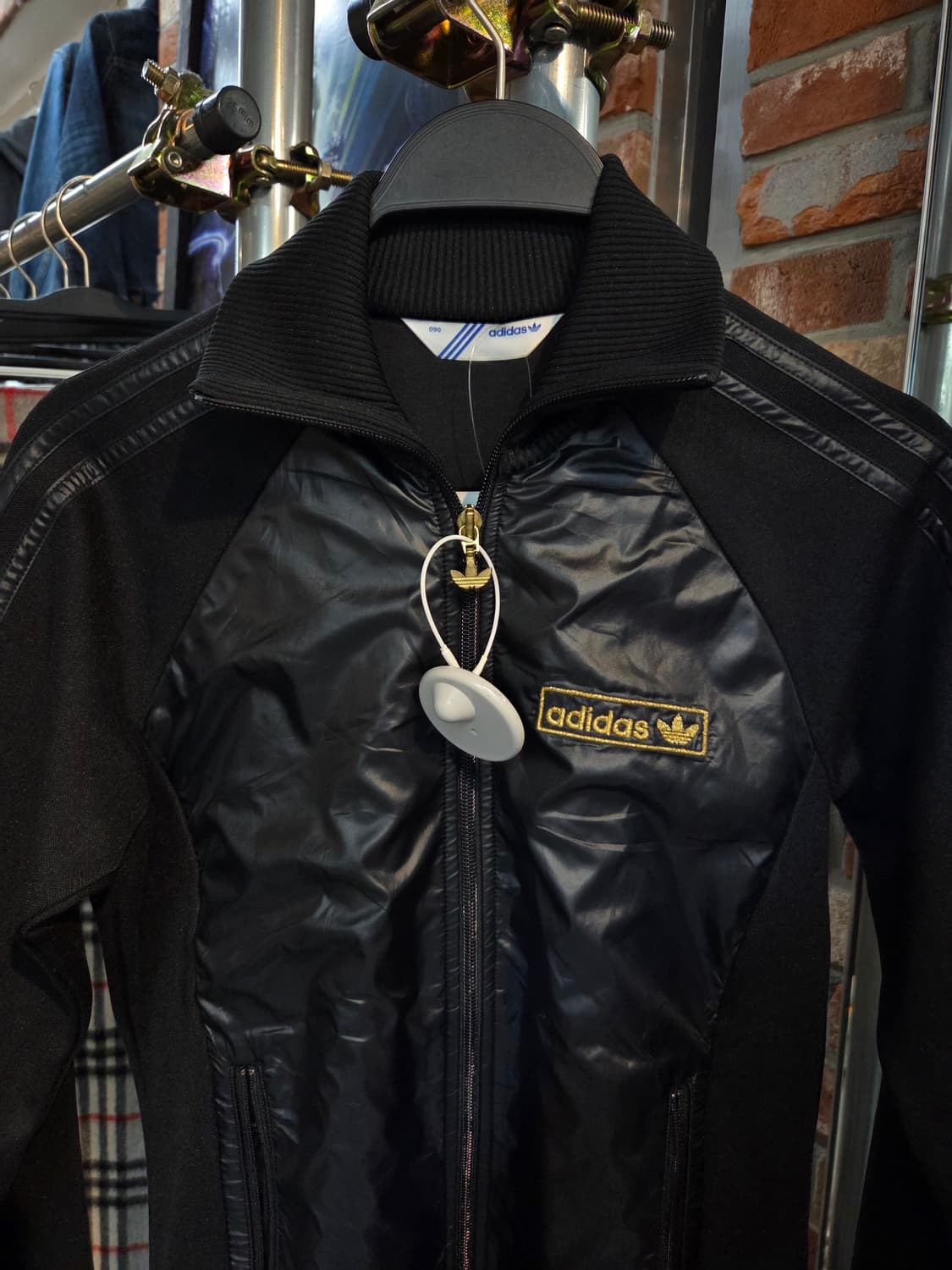 ADIDAS 아디다스 블랙 여성핏집업💯 상품이미지5