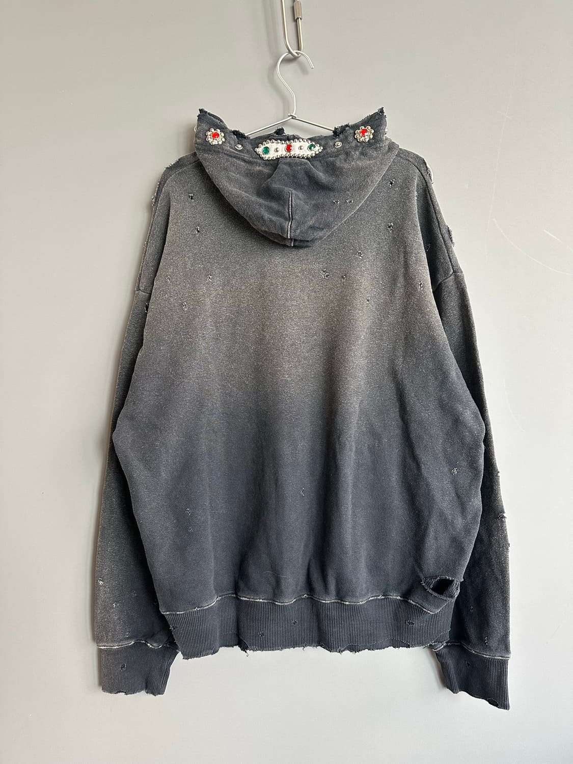 캐피탈 스릴러 데미지드 후드 스터드 블랙 상품이미지2