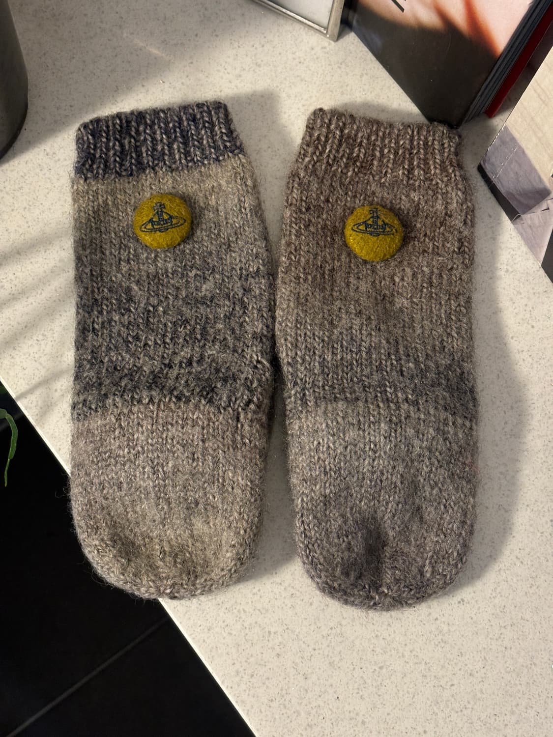 비비안 웨스트우드 투웨이 장갑 상품이미지5