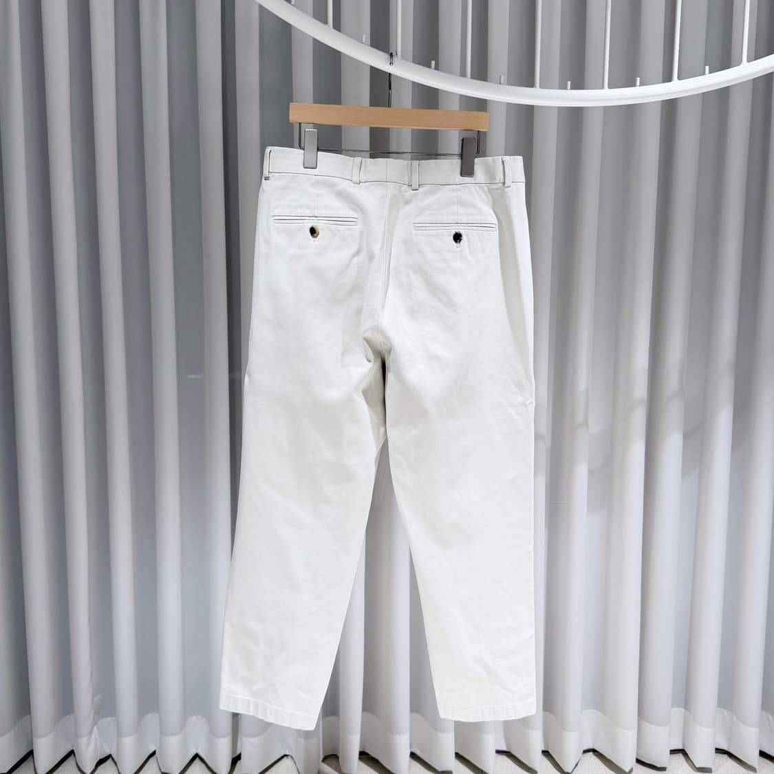 (A+/52) / 로로피아나 플리츠 코튼 데님 팬츠 아이보리 상품이미지4