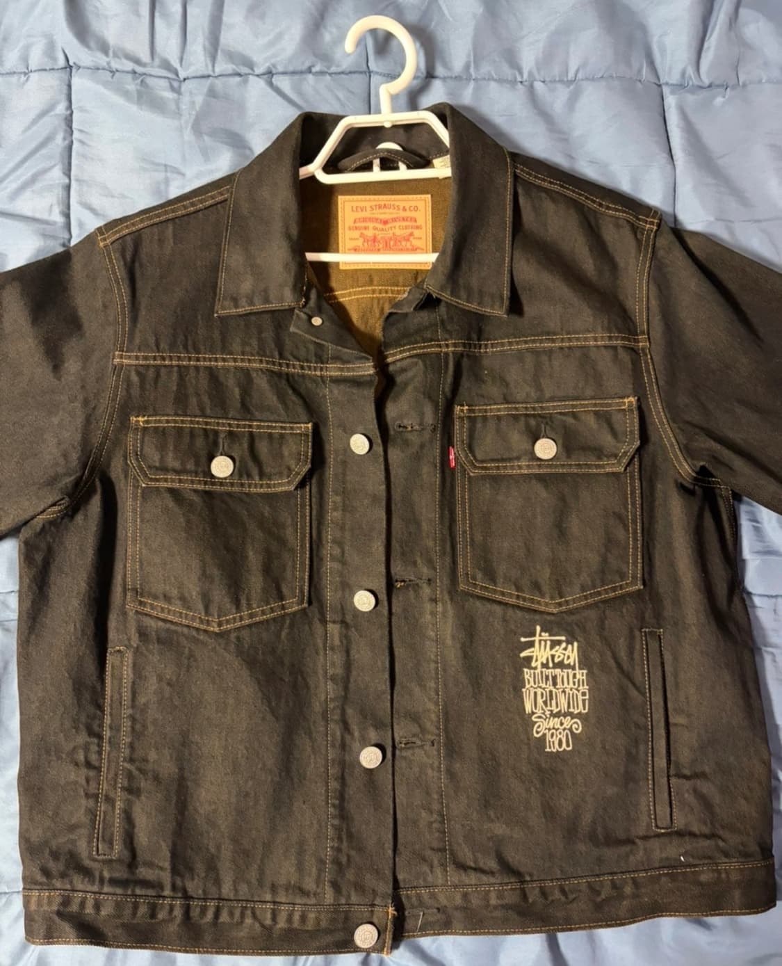 스투시 x 리바이스 크리스피 린스 트러커 자켓 블랙 상품이미지2