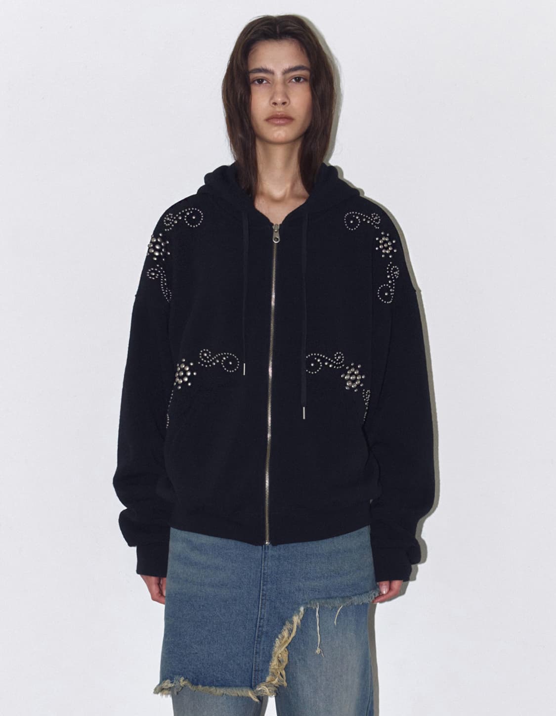 폴리수엠 스터드 후드집업 블랙 (솔로지옥 이시안 후드) 상품이미지5