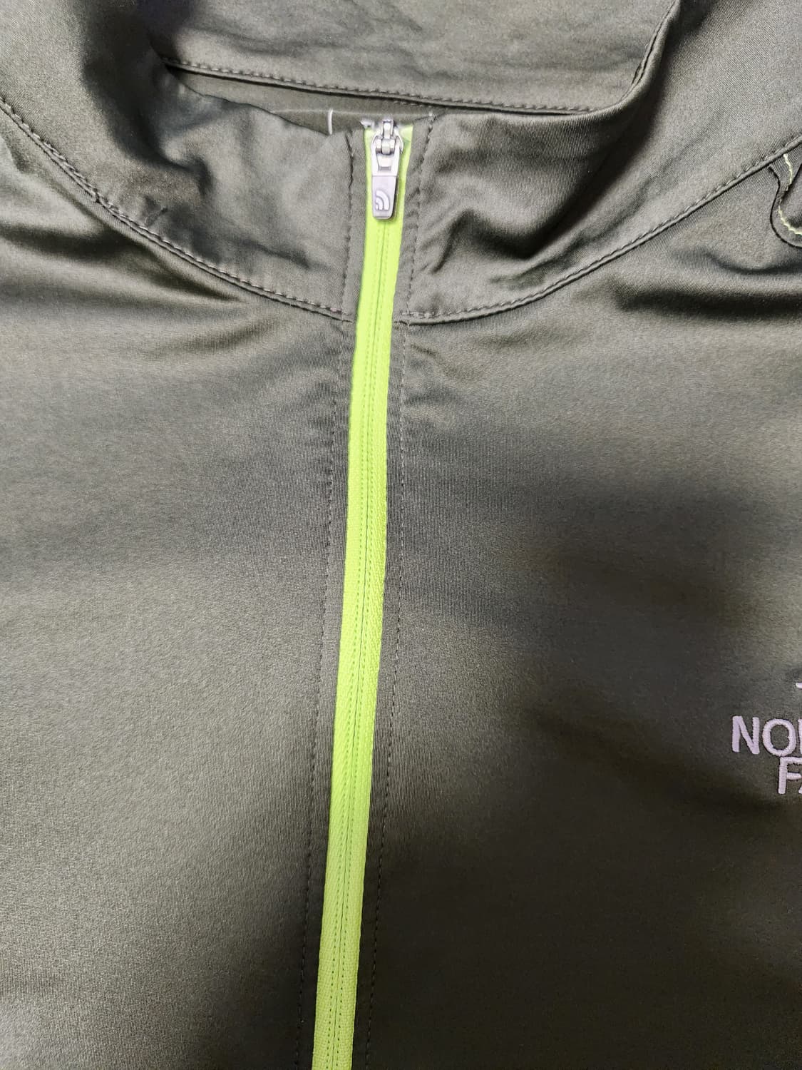 새상품급)노스페이스 하이퍼 테크 아노락 집업 기능성 긴팔티 xl

몇번  상품이미지3