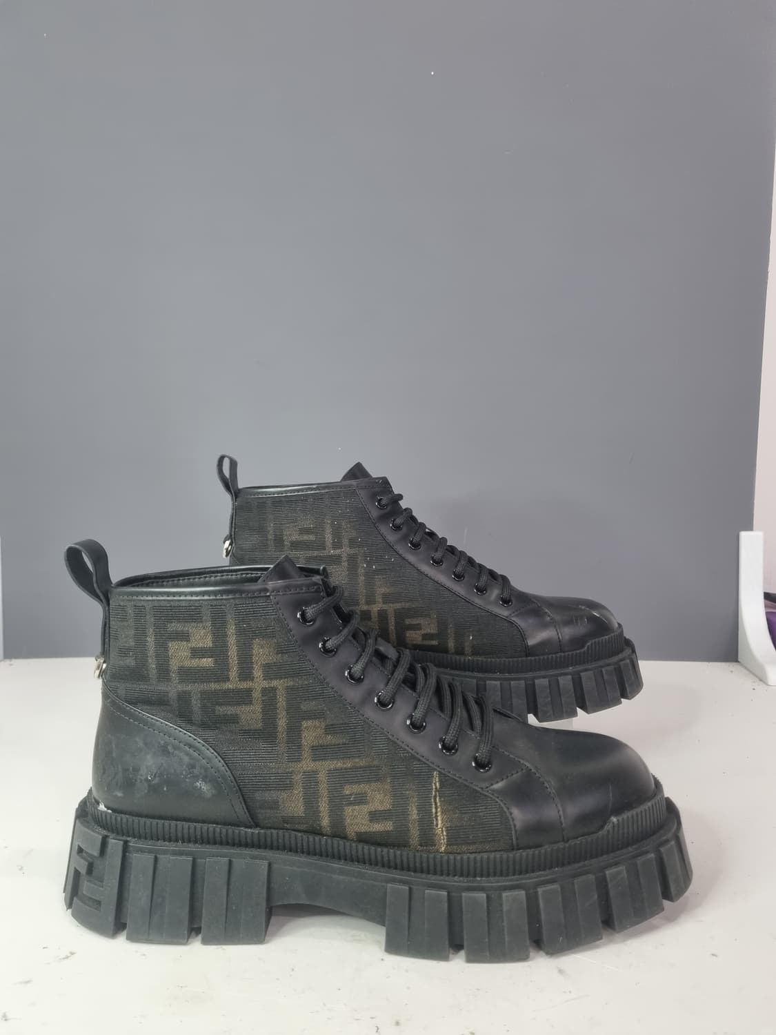 7 펜디 포스 하이 바이커부츠 상품이미지1