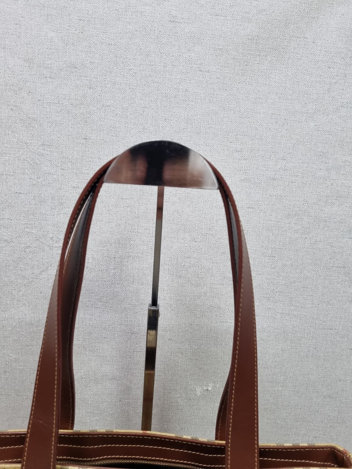 [정품] 버버리 클래식 노바체크 숄더백 상품이미지4