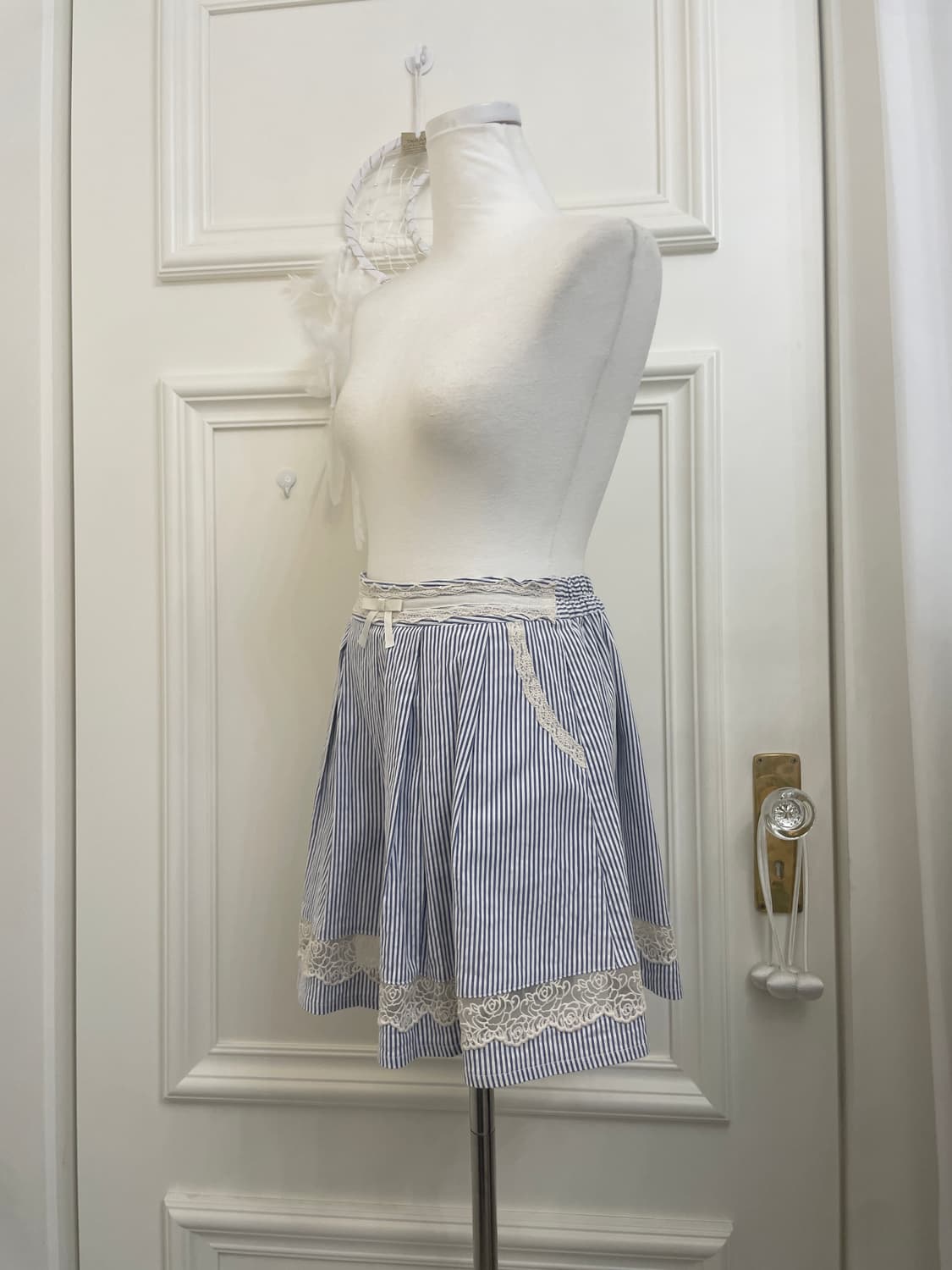 AXES FEMME stripe lace pleats back bandi 상품이미지2