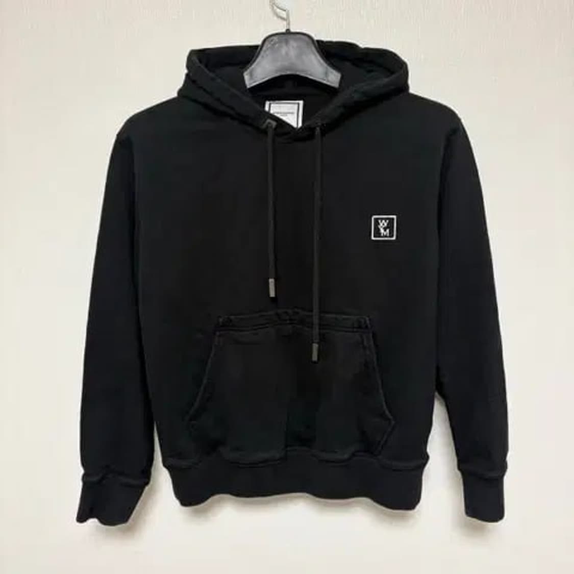 [44] 우영미 백로고 후드티 블랙 상품이미지2