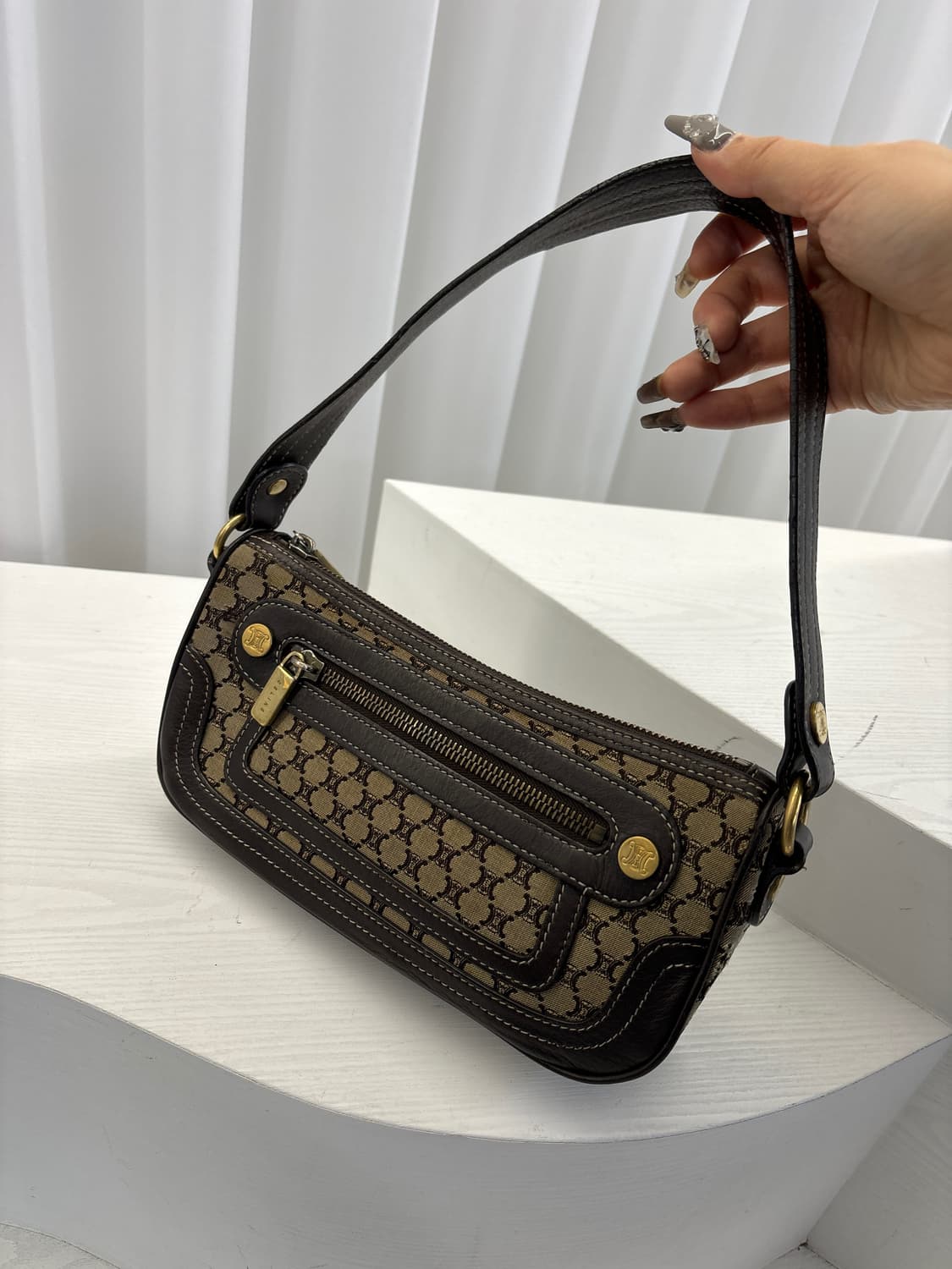 셀린느 미니숄더백 상품이미지1