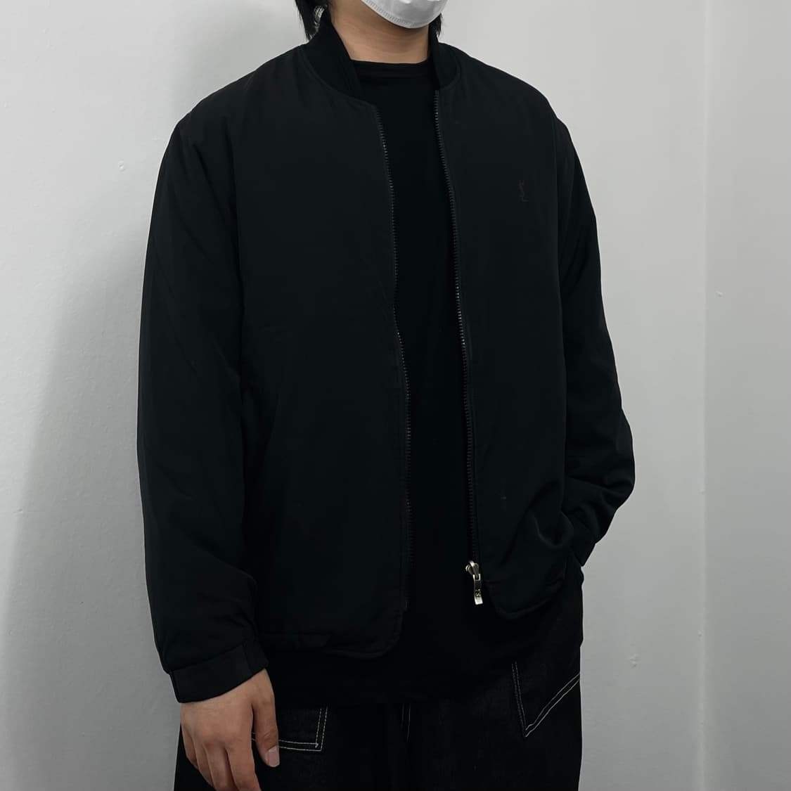 XL 입생로랑 폴리쉘 테크니컬 블랙 봄버자켓 상품이미지2