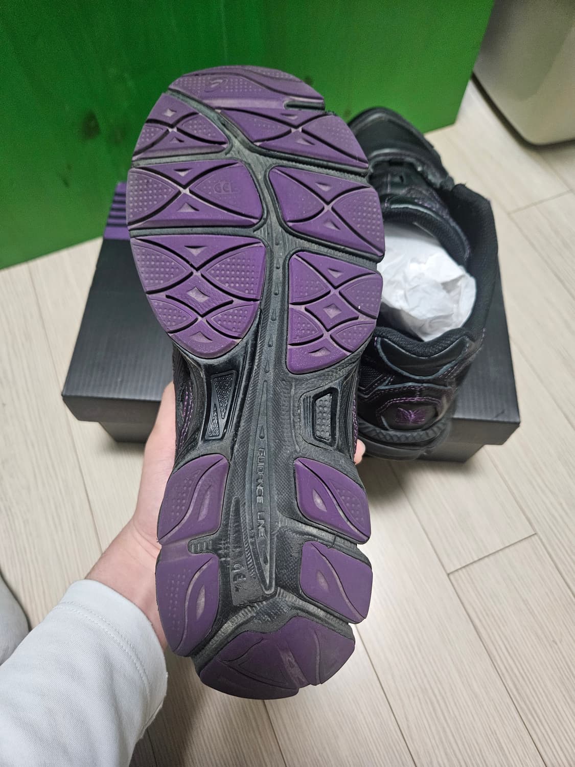 아식스 니들스 젤 nyc 270 팝니다 상품이미지3