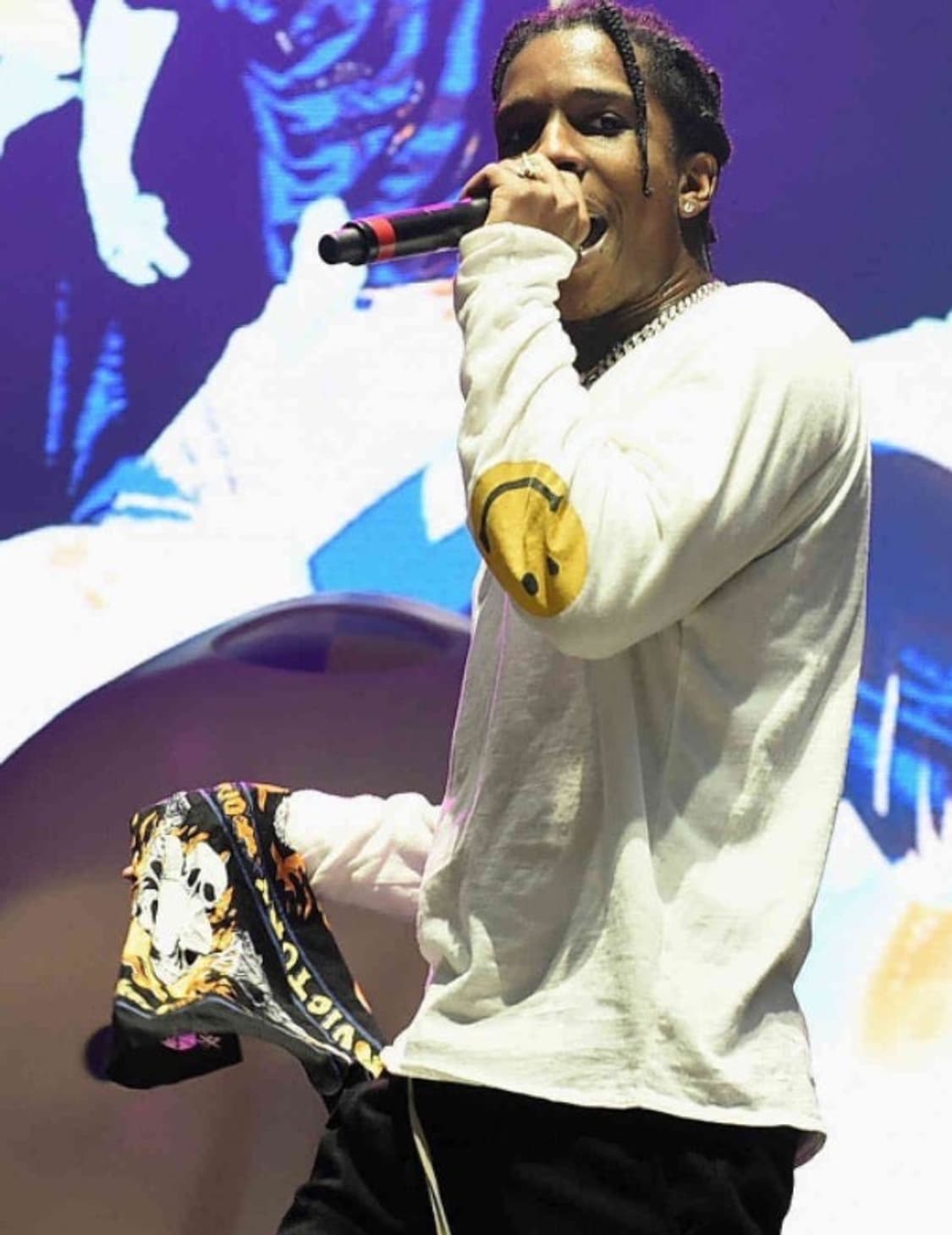 캐피탈 스마일 롱슬리브 상품이미지1