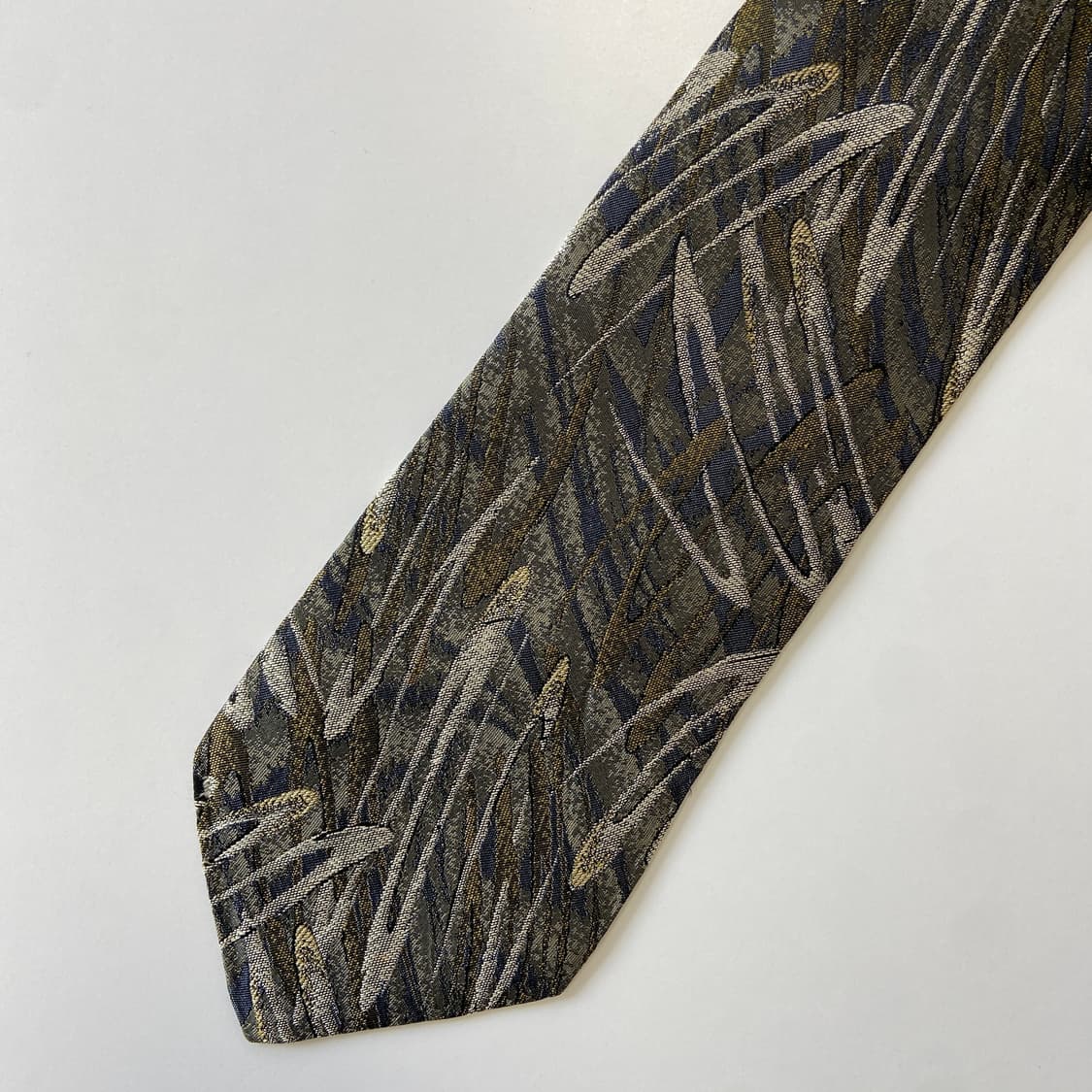 이세이미야케 정품 명품넥타이 (isseymiyake) 상품이미지7