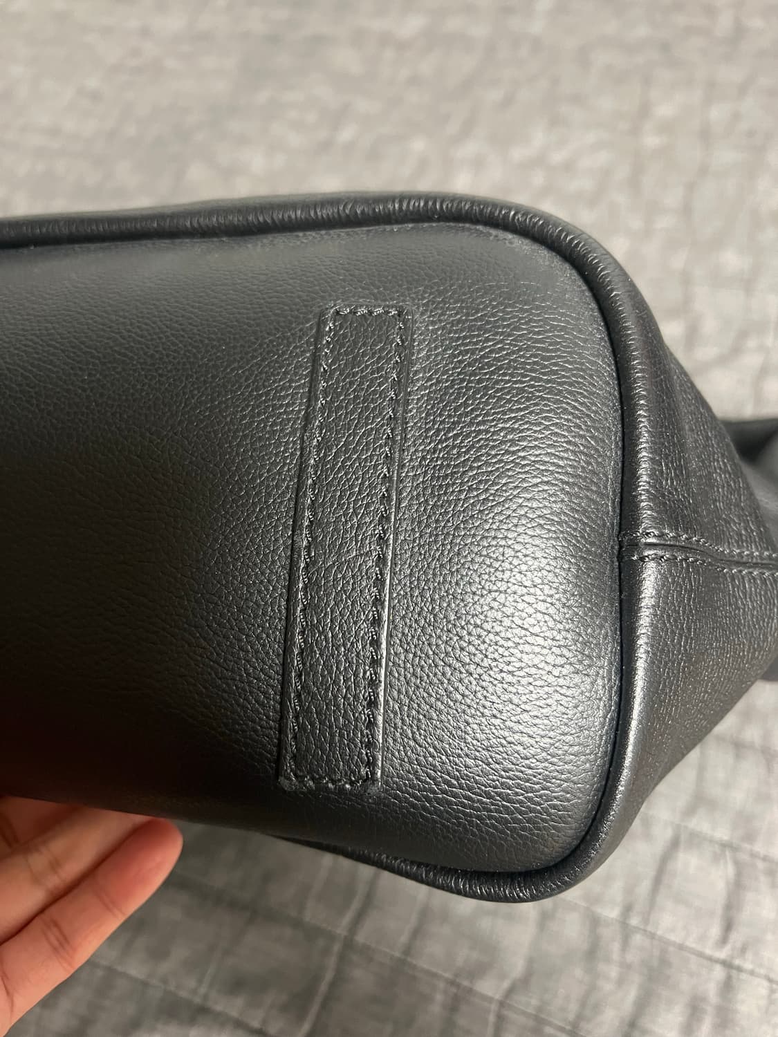 지방시 나이팅게일 스타 라지 레더백  상품이미지5