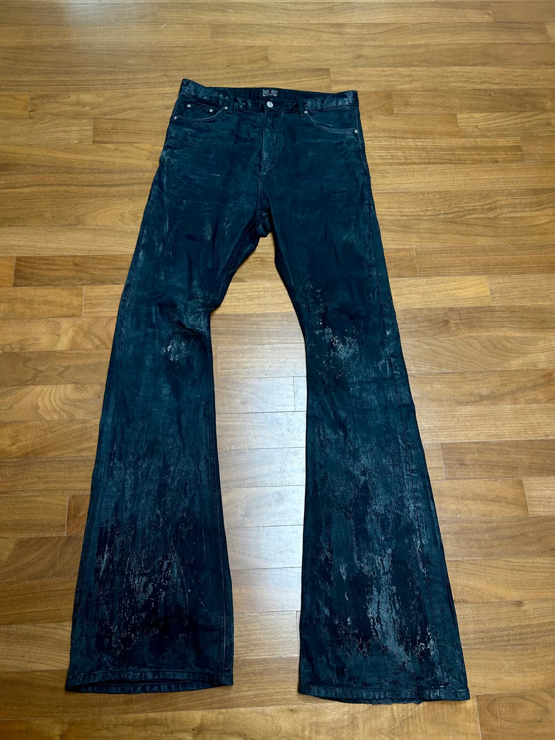 에모스탠스클럽 펜타그램 코팅 배기 플레어진 2사이즈 상품이미지2