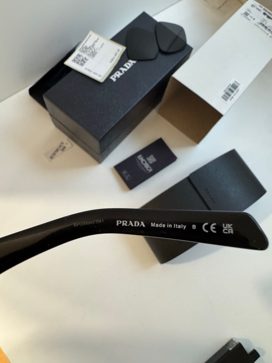 프라다 삼각 로고 선글라스 상품이미지5