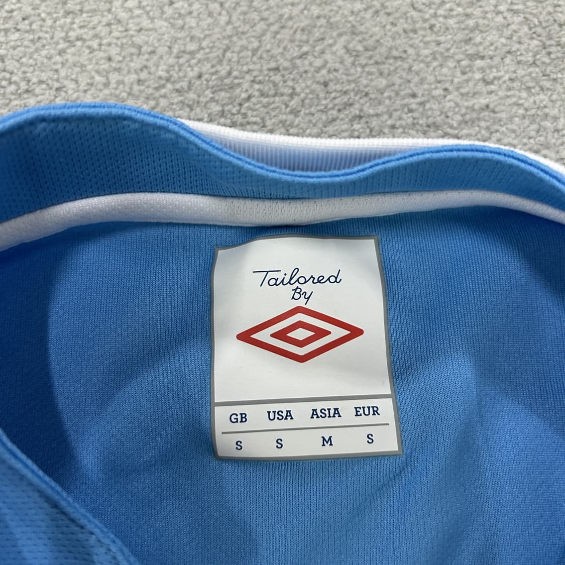 엄브로 블루/화이트 스트라이프 반팔티 90-95 상품이미지2