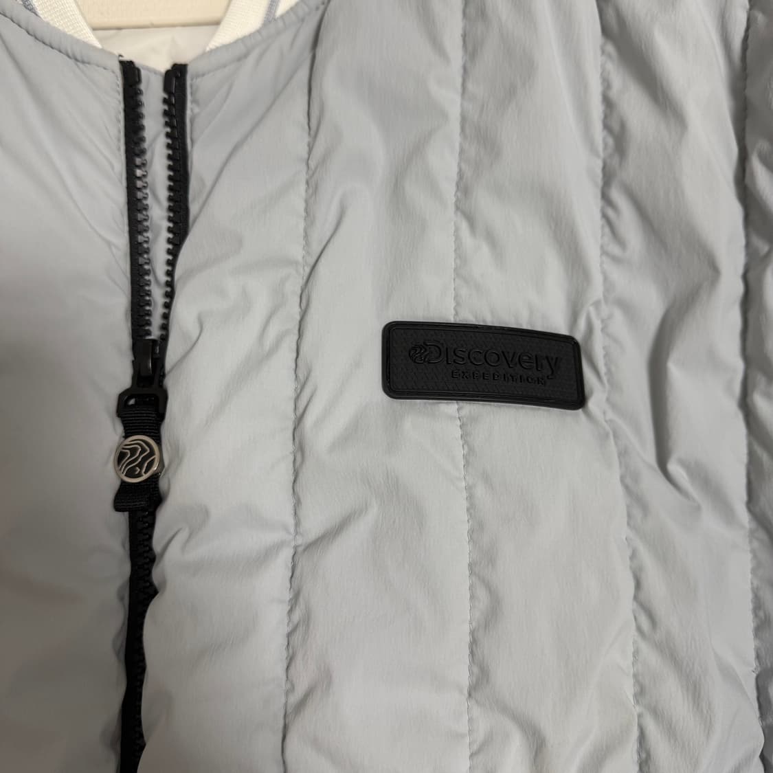 디스커버리 버티컬 퀄팅자켓 경량패딩 110 하늘색 상품이미지3
