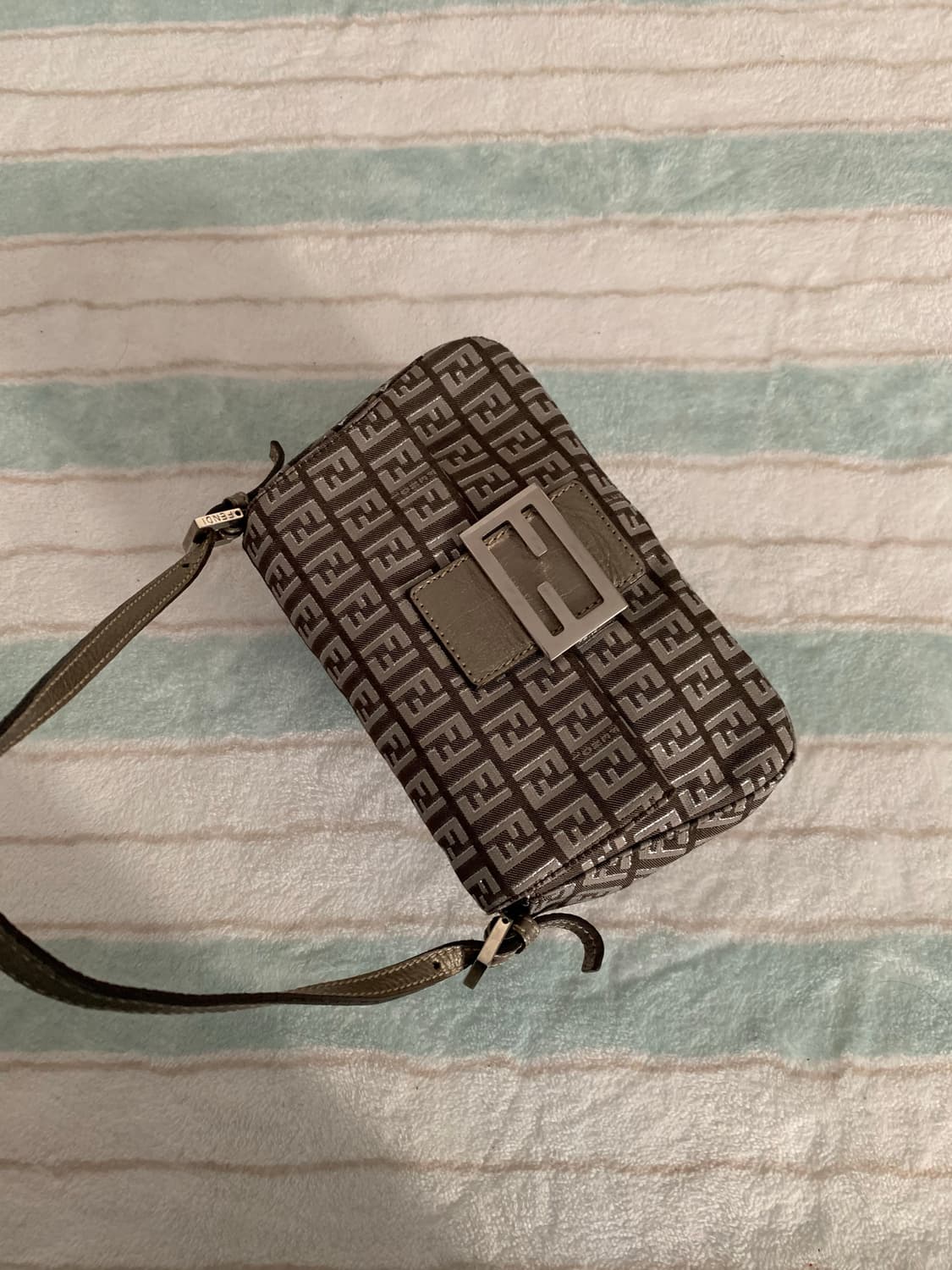 빈티지 펜디 바게트백 미니 맘마백 상품이미지1