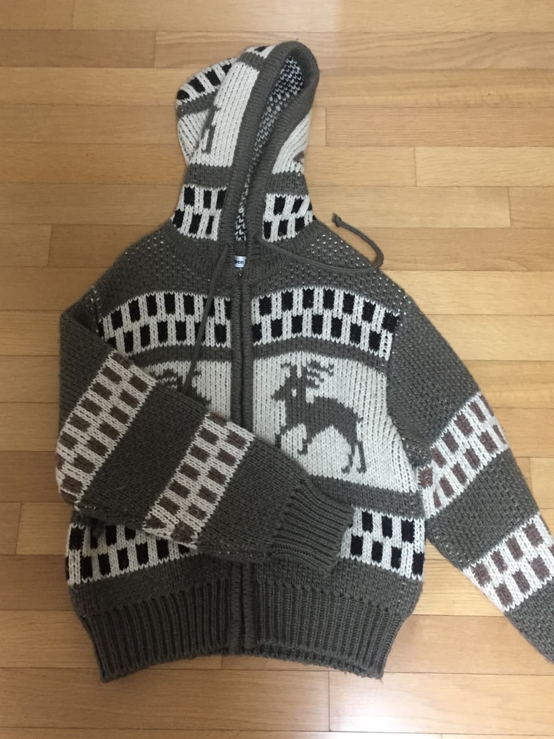 더오픈프로덕트 자카드 니트 후드집업 상품이미지1