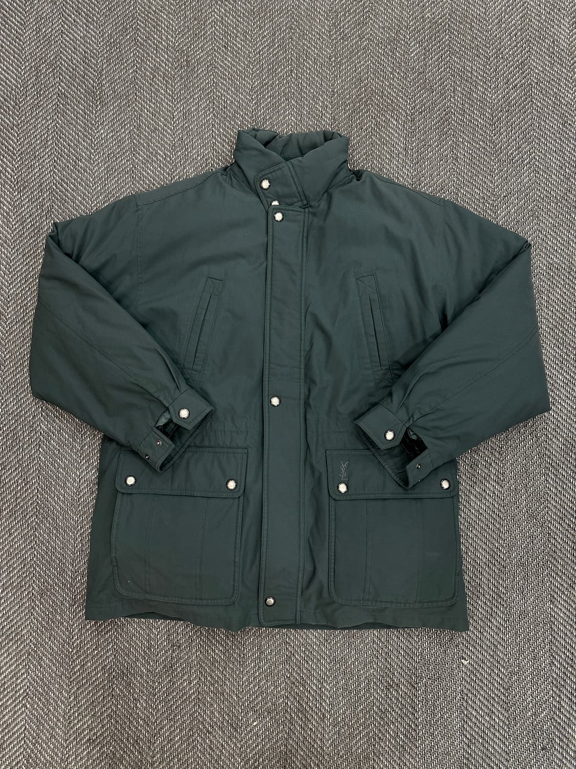 입생로랑 패딩 상품이미지1