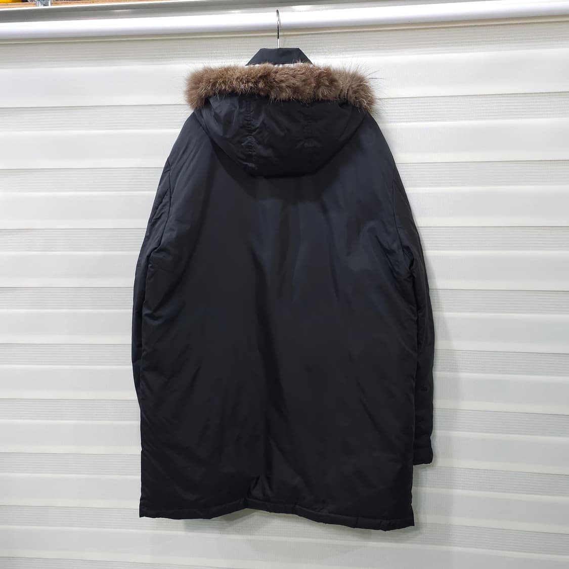 버버리 블랙라벨 구스다운 패딩- L 상품이미지3