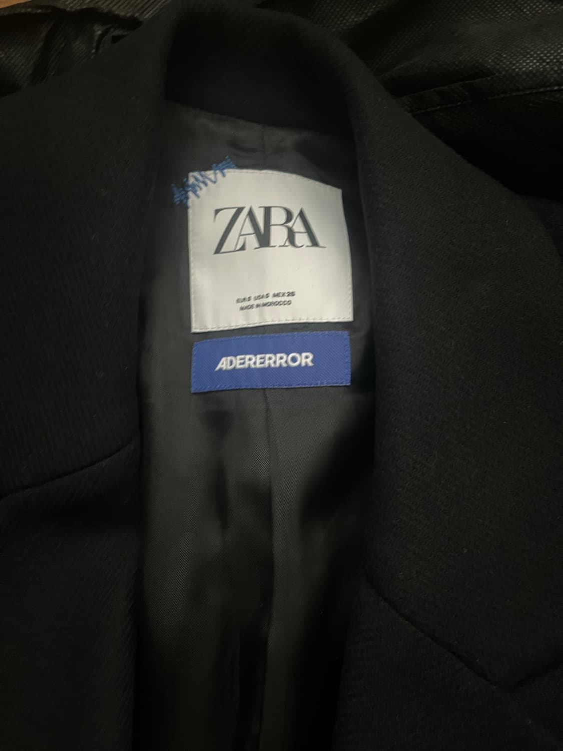 아더에러 자라 블랙 오버핏 코트s 상품이미지4