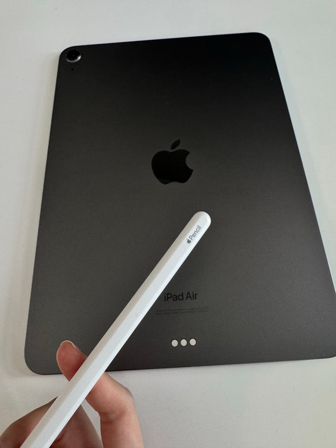 아이패드 에어5 64기가 스페이스 그레이 + 애플펜슬2세대 상품이미지3