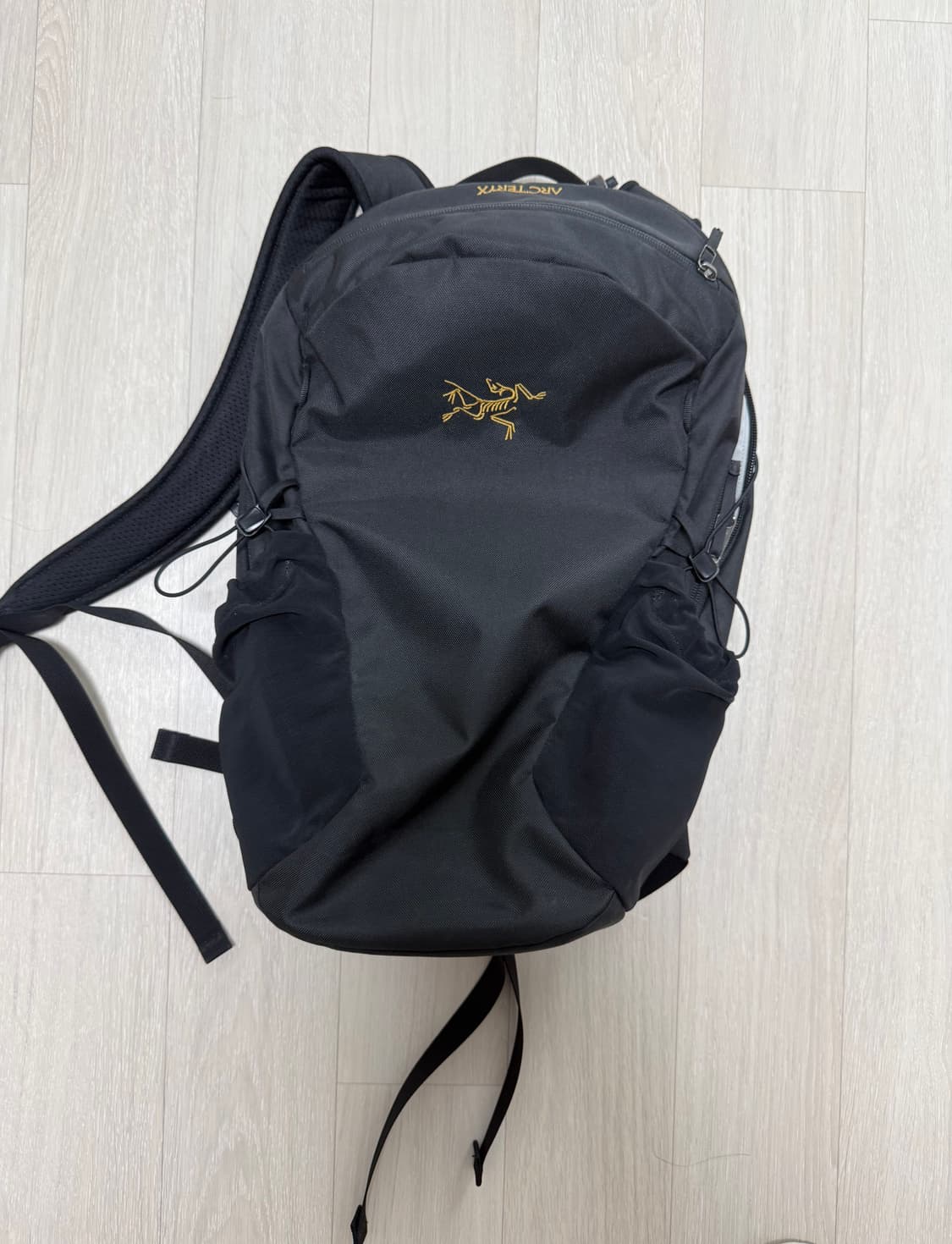 아크테릭스 맨티스 16 백팩 블랙 상품이미지1