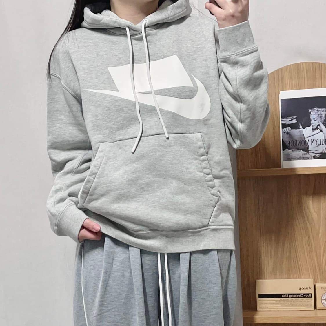 [정품] 나이키 그레이 박스로고 후드티 [ M ] 상품이미지1