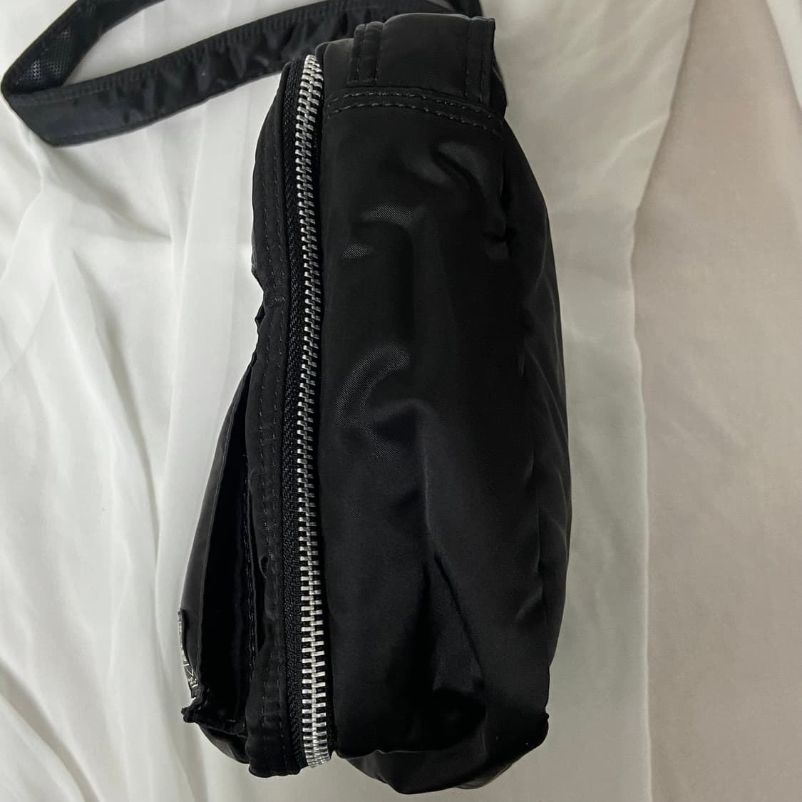 초미품)PORTER 포터 탱커 숄더백 L 블랙 상품이미지4