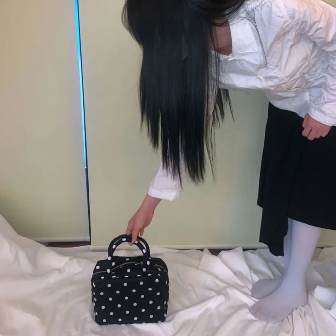 피치바스켓마켓 폴카 도트 백 블랙 상품이미지1