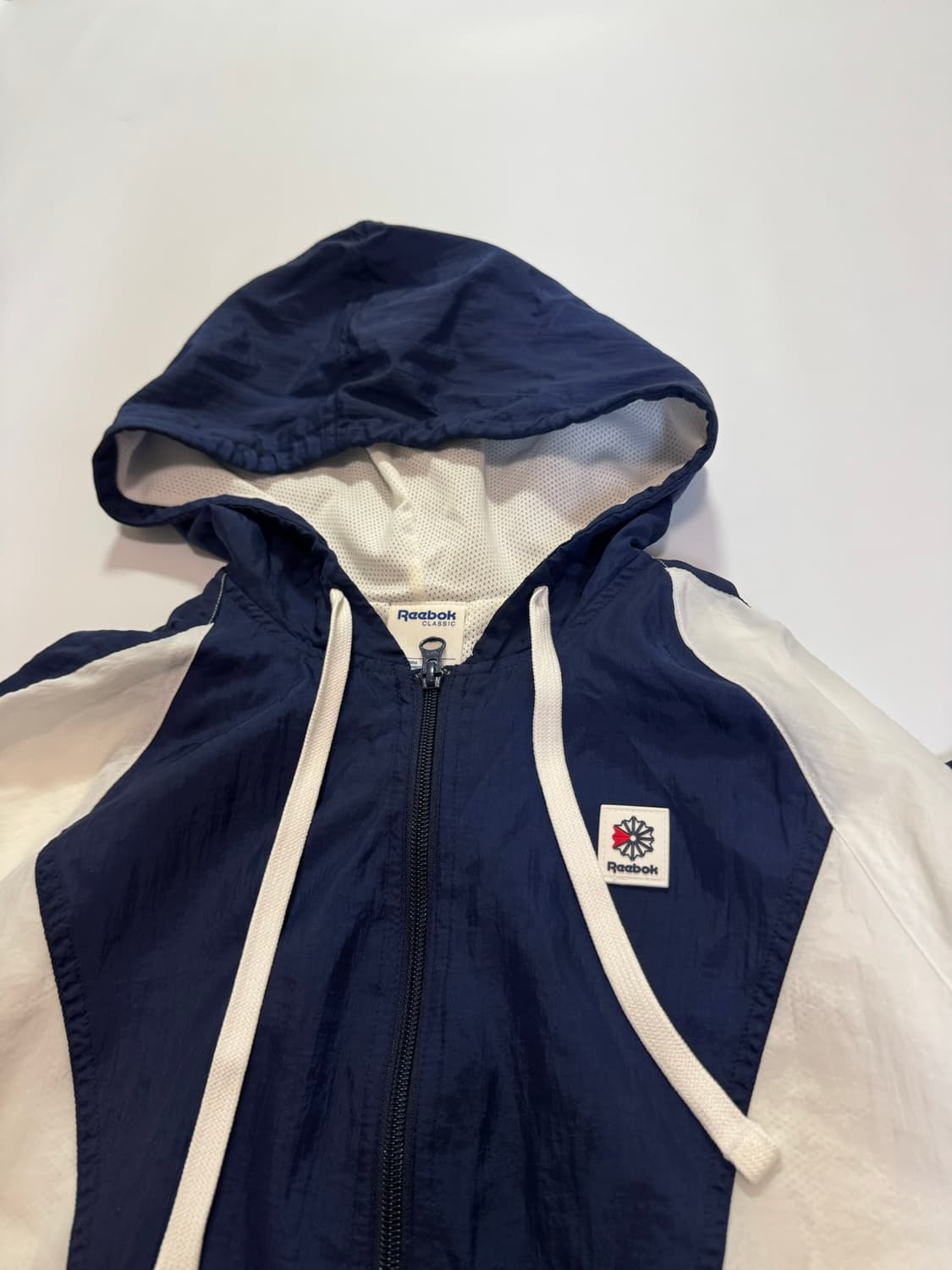 리복 일본판 바람막이 후드 반집업(M사이즈) 상품이미지2