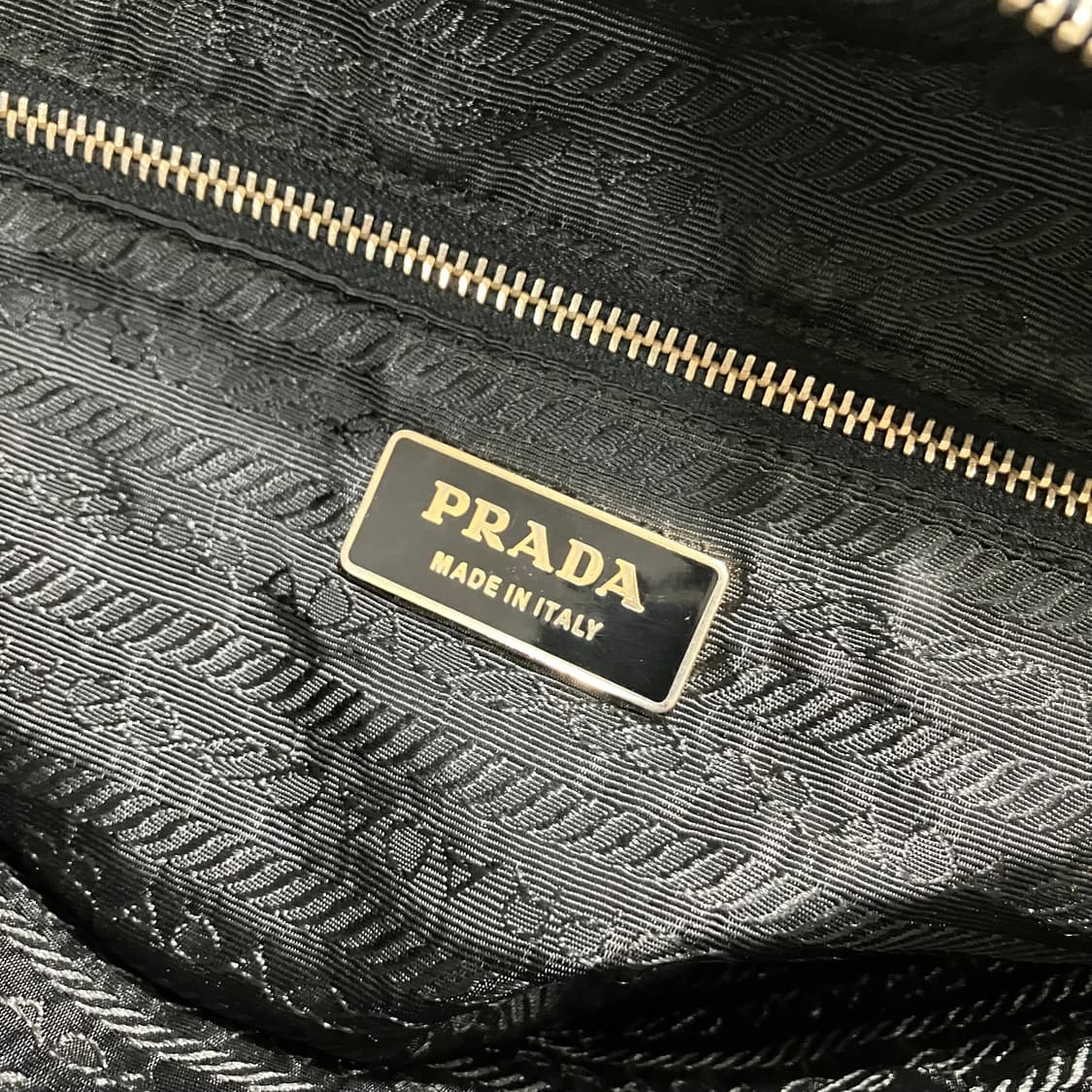 [정품] 프라다 포코노 나일론 자물쇠 숄더백 토트백 상품이미지10
