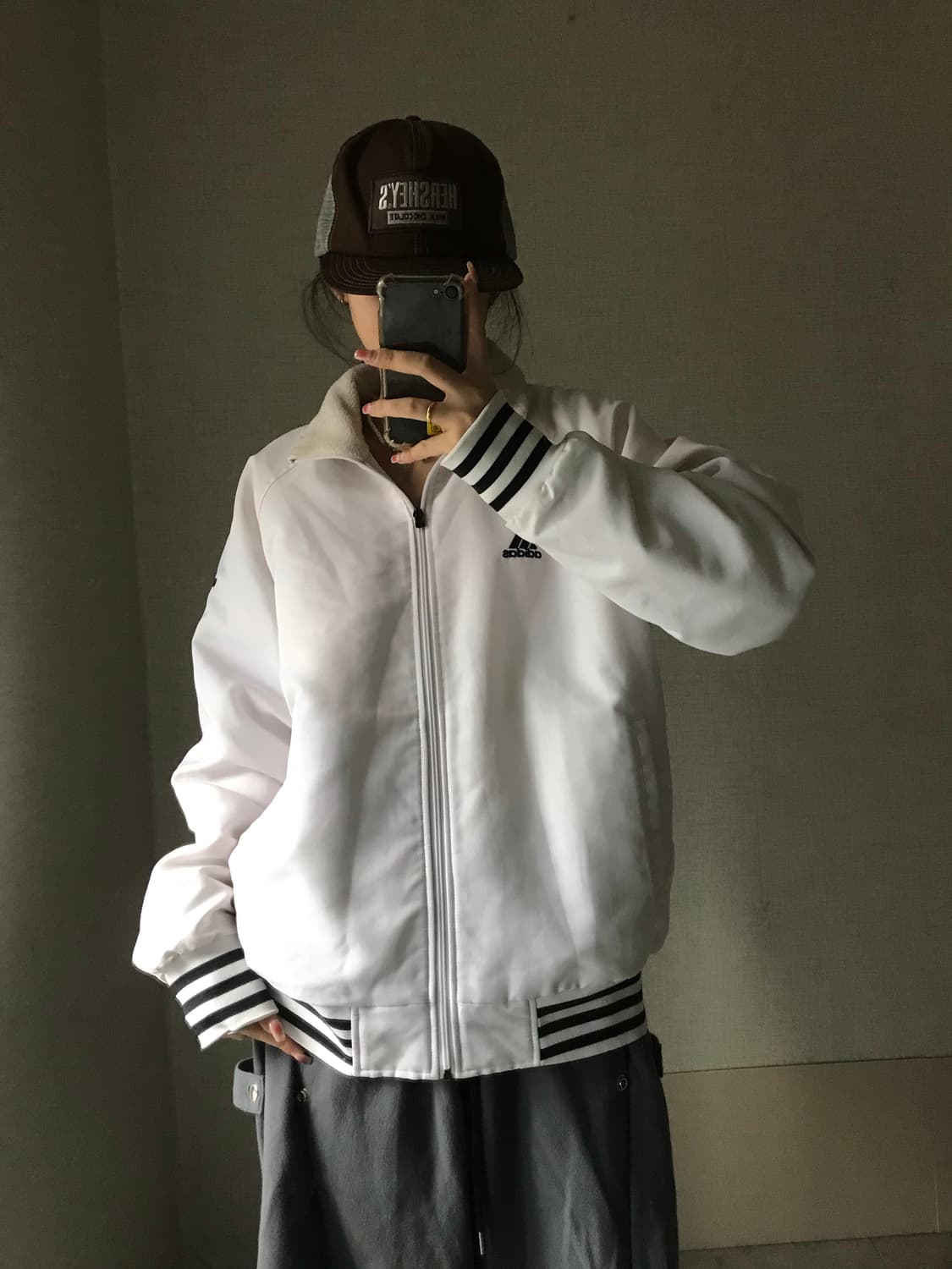 아디다스 흰검 하이넥 점퍼 상품이미지4