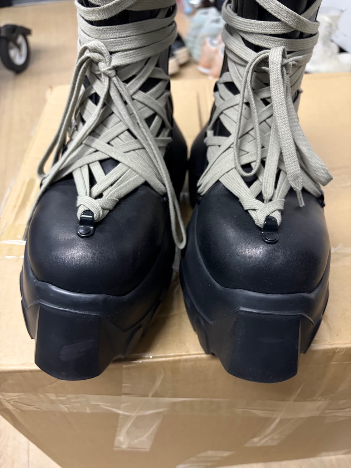 릭오웬스 할리우드 메가트랙터 메가레이스 44 상품이미지3