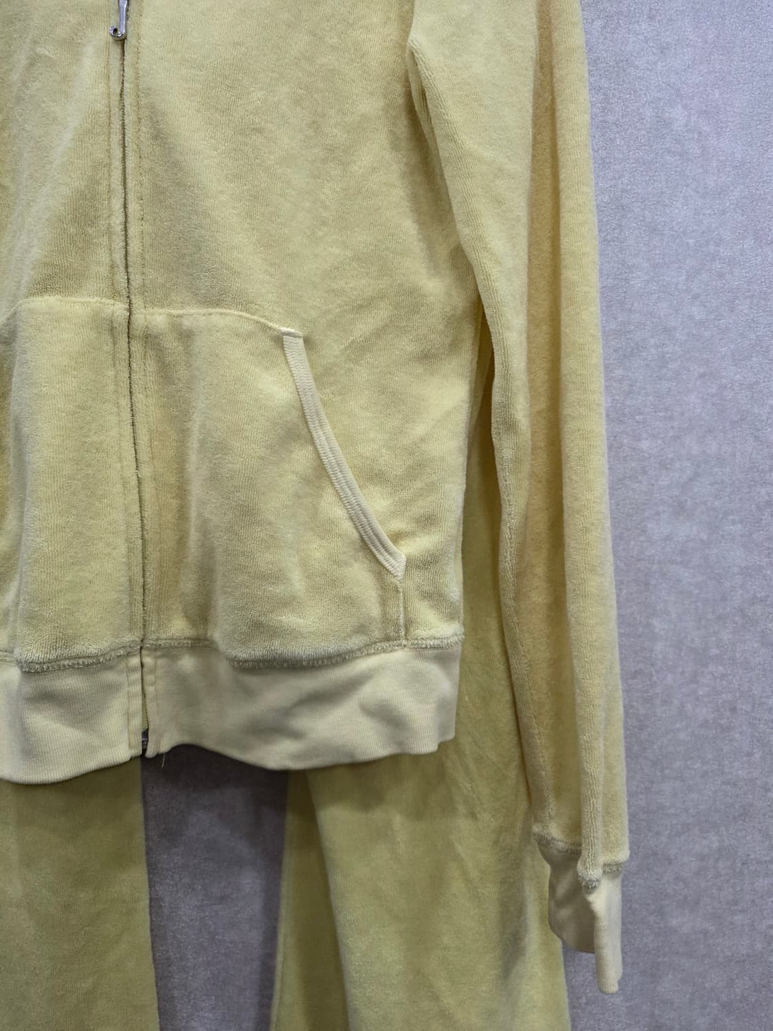 쥬시꾸뛰르 벨루어 트레이닝 세트 JUICY COUTURE 상품이미지3