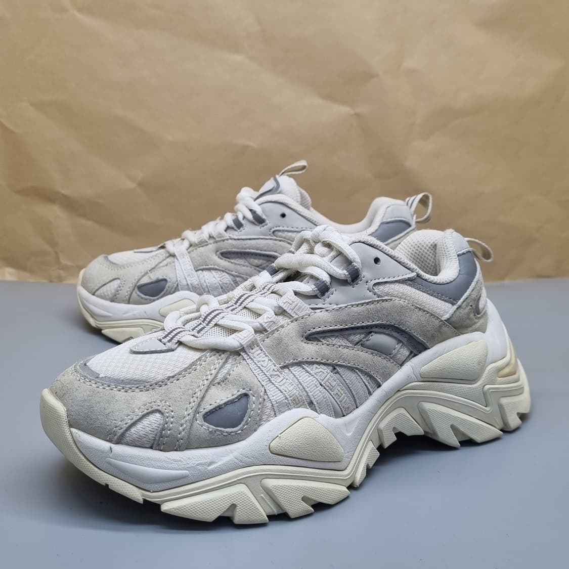 휠라 인터레이션 여성운동화240  상품이미지1