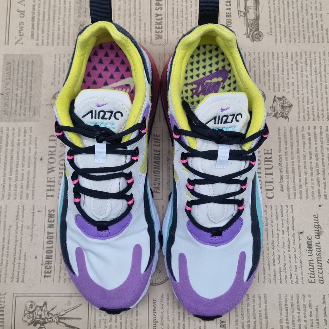 나이키 에어맥스 270 리액트 230 상품이미지2