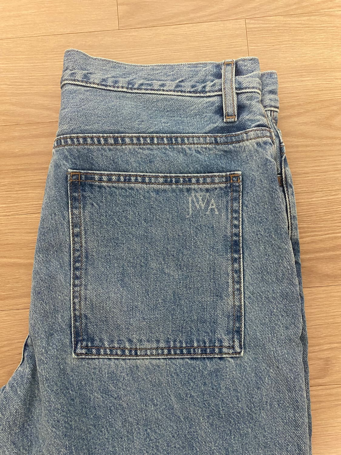 (새상품)유니클로jwa 스트레이트진 연청31사이즈 상품이미지3