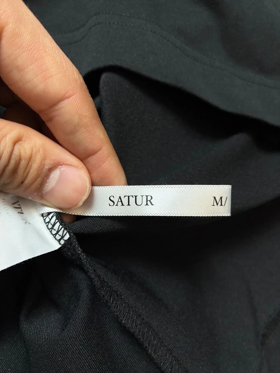 세터 SATUR 시그니처 스몰 로고 반팔 티셔츠 PN9658 상품이미지7