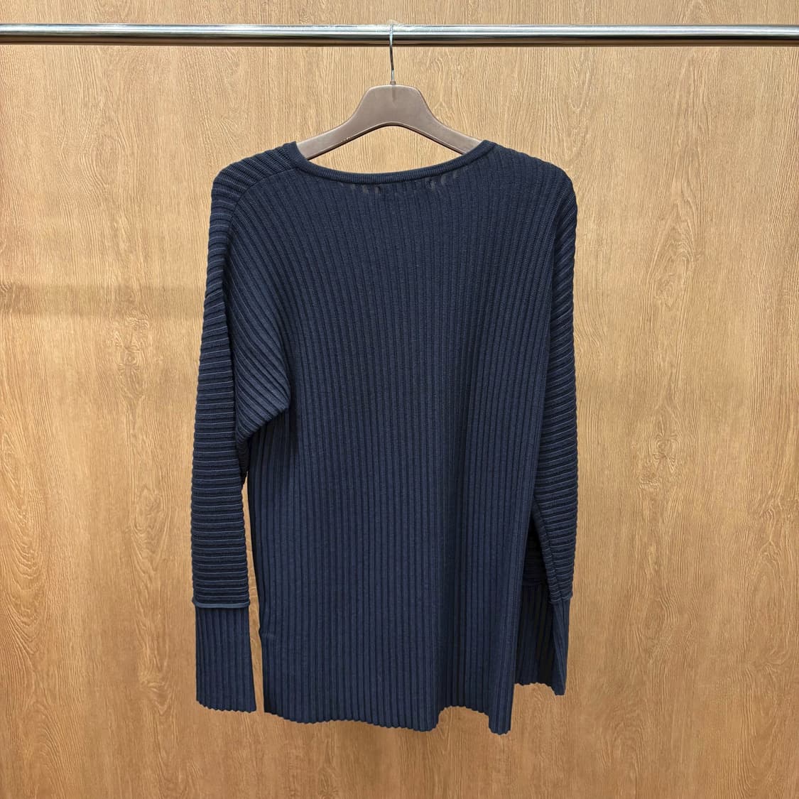 시스템 라운드넥 긴팔 골지 롱 니트 사이드 슬릿 디테일 루즈핏 네이비 상품이미지3