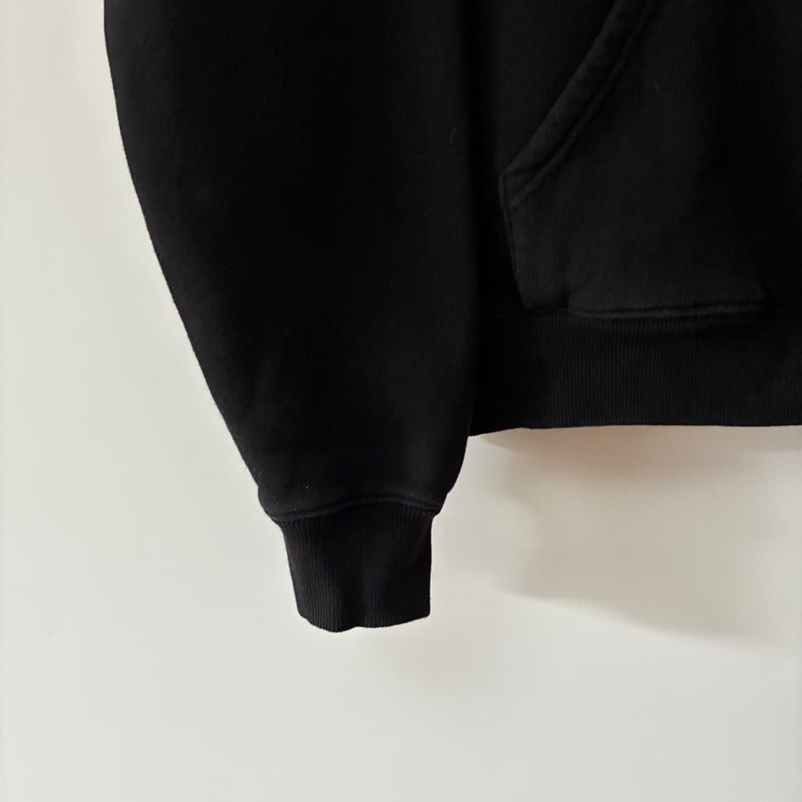 아이앱 스튜디오 후드 티 상품이미지4