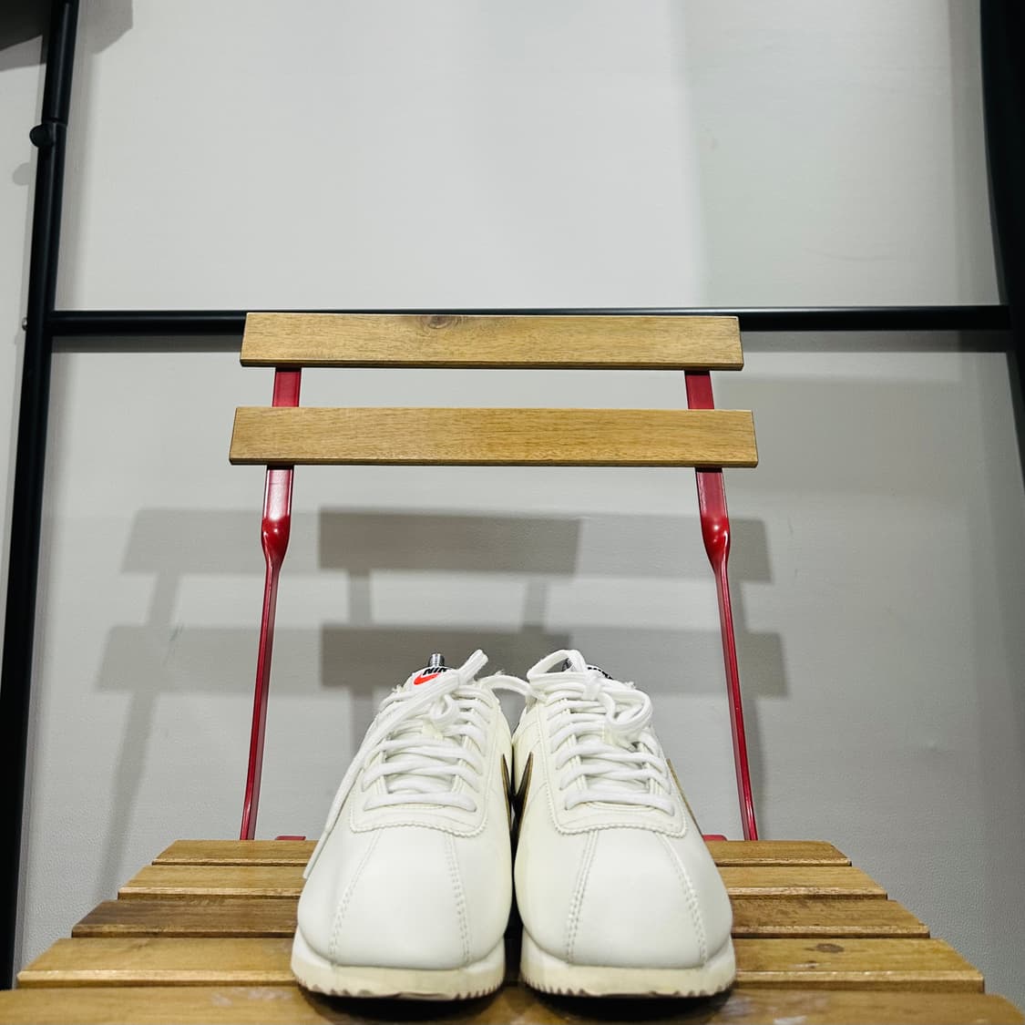 245) 나이키 운동화 여성 여자 신발 코르테즈 화이트/다크브라운 상품이미지2