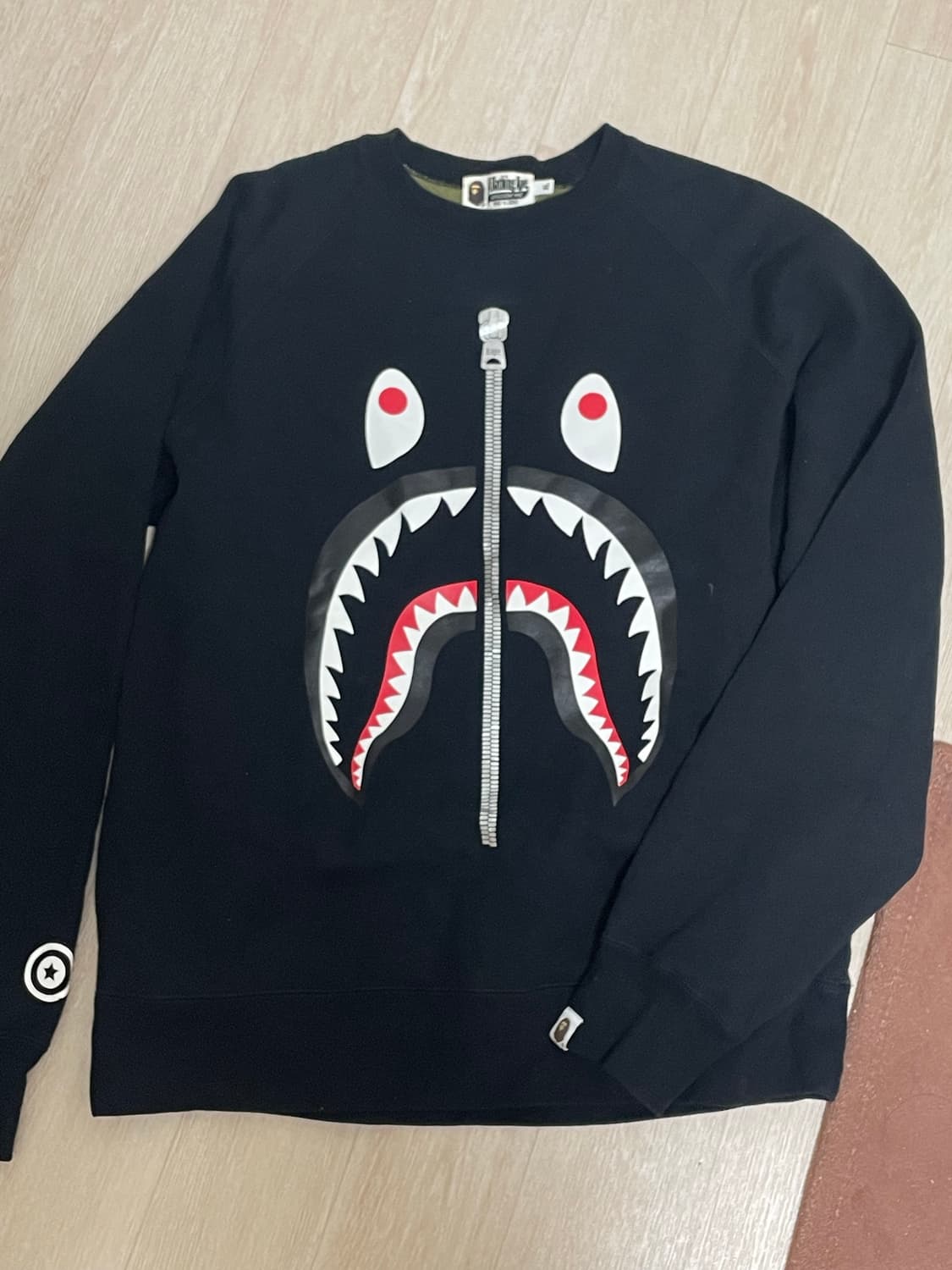 베이프 카모 맨투맨 상품이미지1