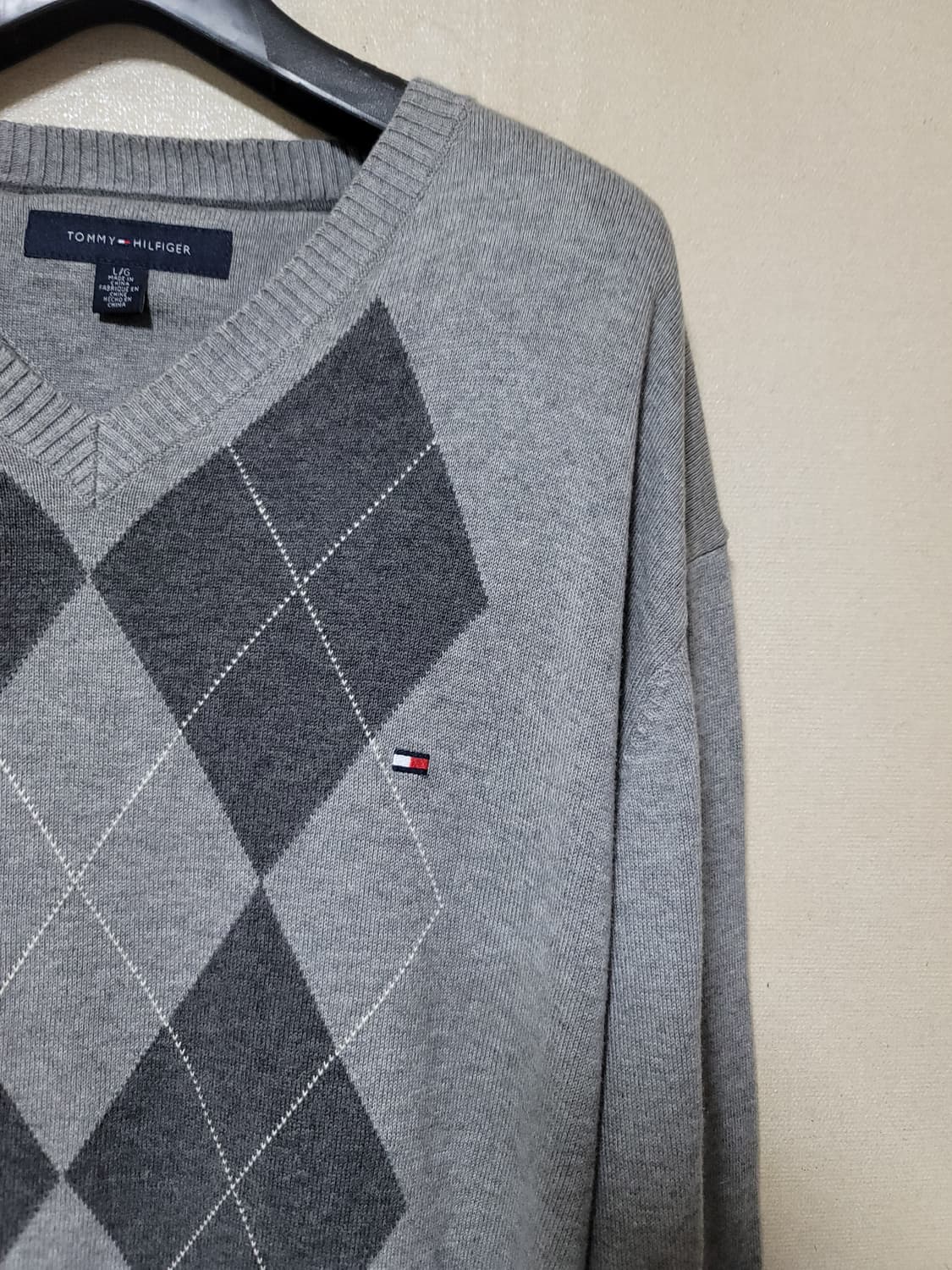 타미힐피거 브이넥 코튼니트 상품이미지3