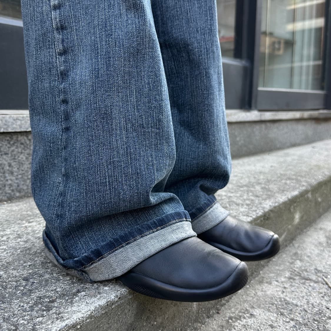 00s 블랙 가죽 프라다 스포츠 스니커즈 상품이미지9